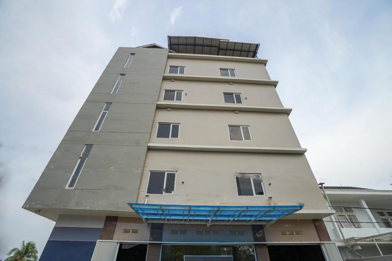 Oyo 616 Express Inn Παλεμπάνγκ Εξωτερικό φωτογραφία