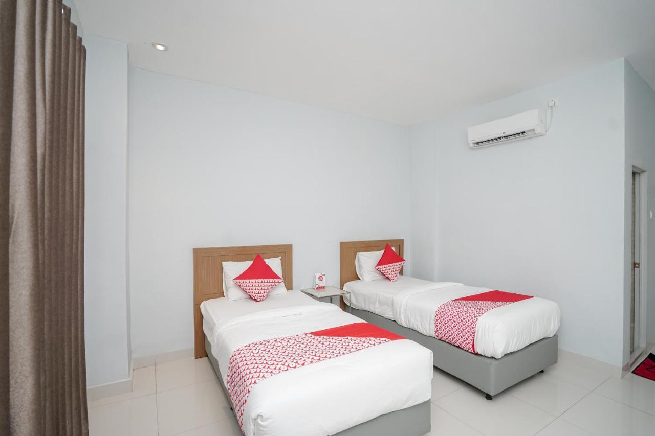 Oyo 616 Express Inn Παλεμπάνγκ Εξωτερικό φωτογραφία